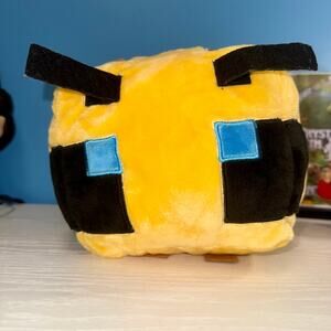 Minecraft Bee Plush 11” Long | Official Mojang Bee Stuffed Animal EUC